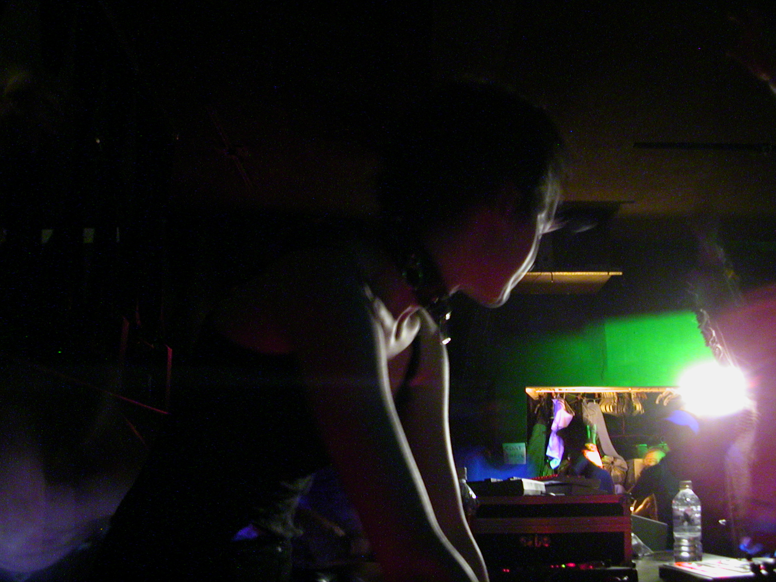 131303.jpg (891724 bytes)