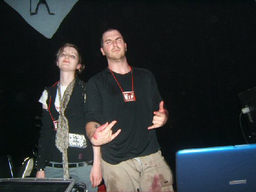 hb10.jpg (36354 bytes)