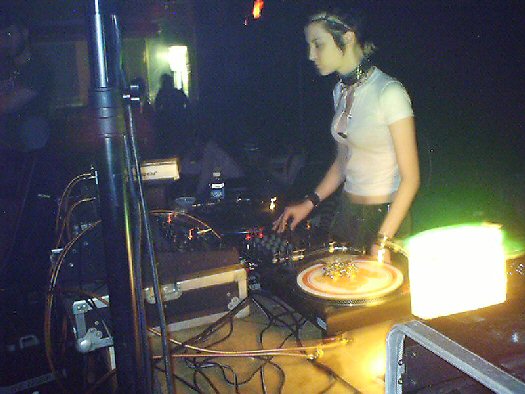 IMAG0044.JPG.jpeg (57830 bytes)