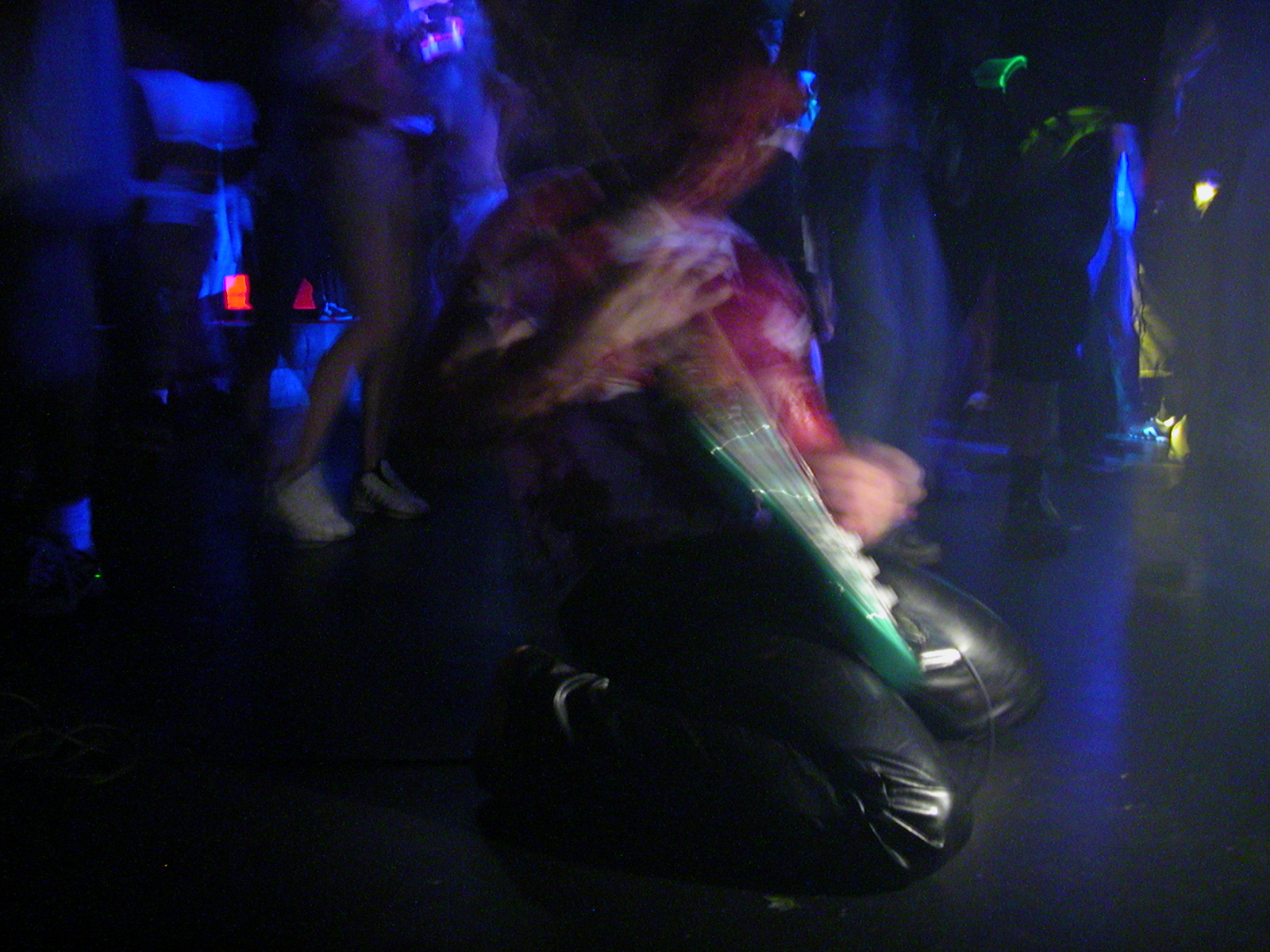 nimda04.jpg (852237 bytes)