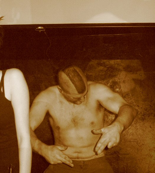 NYE27.jpg (57544 bytes)