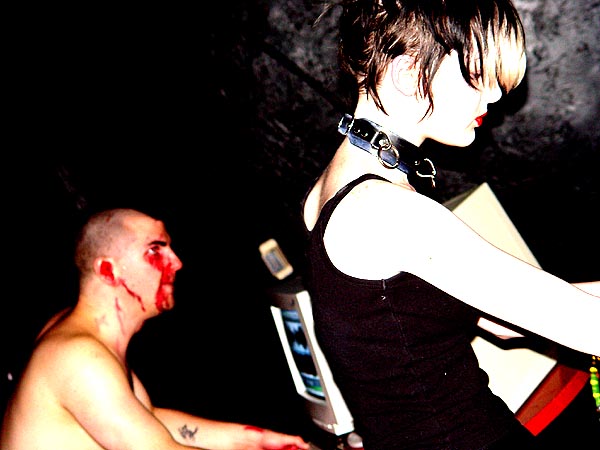 nyedocadriana1.jpg.jpeg (73580 bytes)