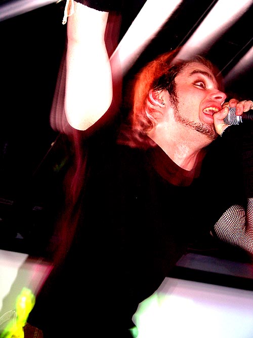 nyegraham.jpg.jpeg (70344 bytes)