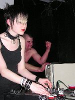 1313mixing2_th.jpg (9702 bytes)