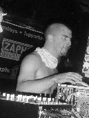 slammer23.jpg_th.jpeg (8107 bytes)