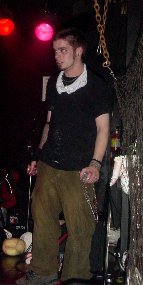 slammer36.jpg.jpeg (106939 bytes)