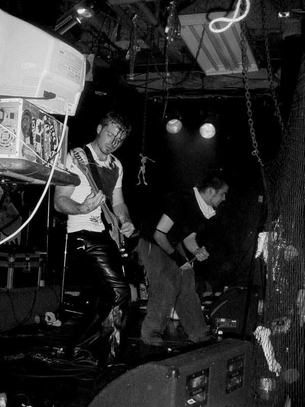 slammer37.jpg.jpeg (83798 bytes)